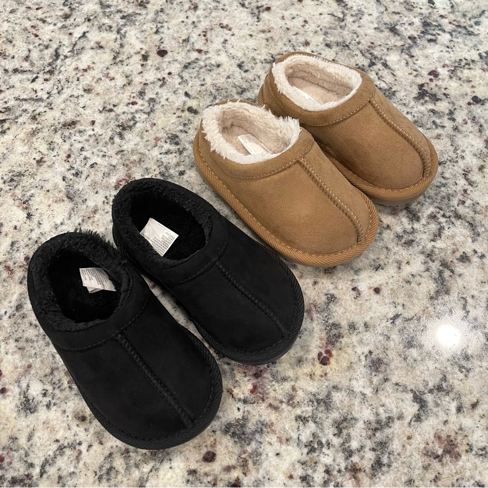 Toddler Cat & Jack Clog Slippers🤍
